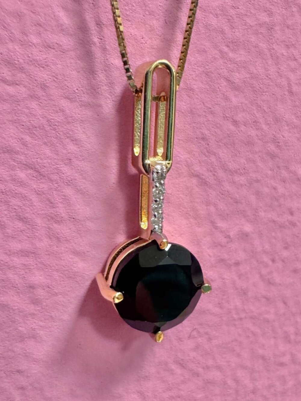 10K Yellow Gold 18" Necklace Black Stone & Diamonds - Picture 7 of 8